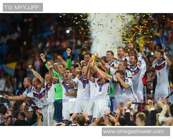 2014年世界杯小组赛日本队与希腊队的精彩对决回顾与分析