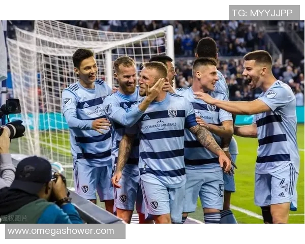 堪萨斯城竞技迎战多伦多FC争夺美职联季后赛资格的关键战役 堪萨斯城竞技迎战多伦多FC争夺美职联季后赛资格的关键战役